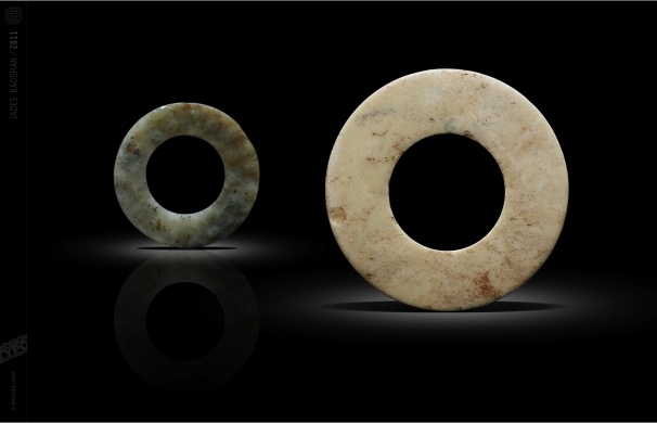 <p class='SolexBolLin titre'>2011 / JADES BAOSHAN - PHOTOGRAPHIE</p><div class='desc'>Prises de vue de jades chinois antiques pour la galerie d’arts & d’antiquités Baoshan. Travail sur la lumière et la tonalité réelle des pierres avec un positionnement catalogue haut de gamme.<br /><a href='http://www.galeriebaoshan.com' target='_blank'>www.galeriebaoshan.com</a><p class='contact'><a href='mailto:mail.nicolasleduc@wanadoo.fr'>Contactez-moi pour un projet</a></p></div>